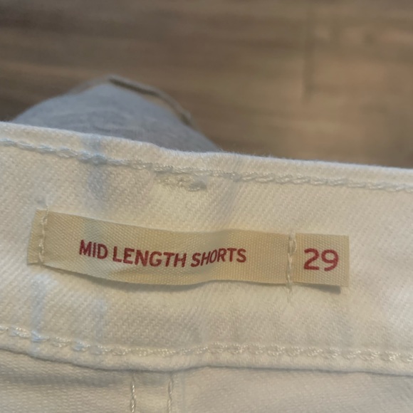 White MIDRISE MID LENGTH SHORTS - Picture 10 of 12